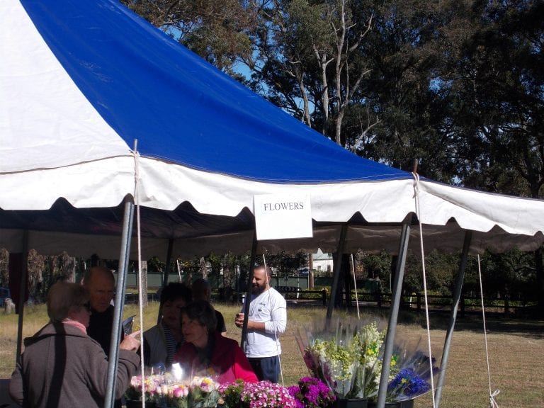 flower-stall-st-benedicts-fete