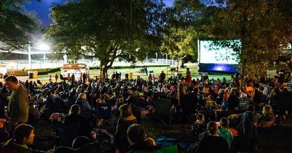 Screen on the Green