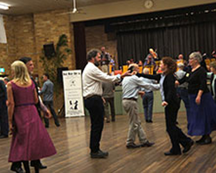 Beecroft Family Bush / Folk Dance