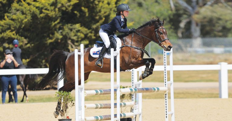 Jasmine Cook – Show Jumping Champion