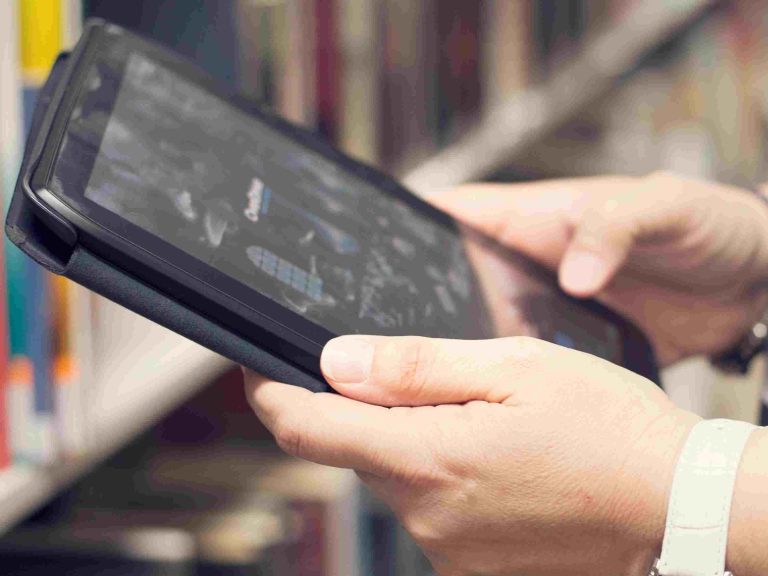 Tech Savvy Seniors - Introduction to Mobile Phones