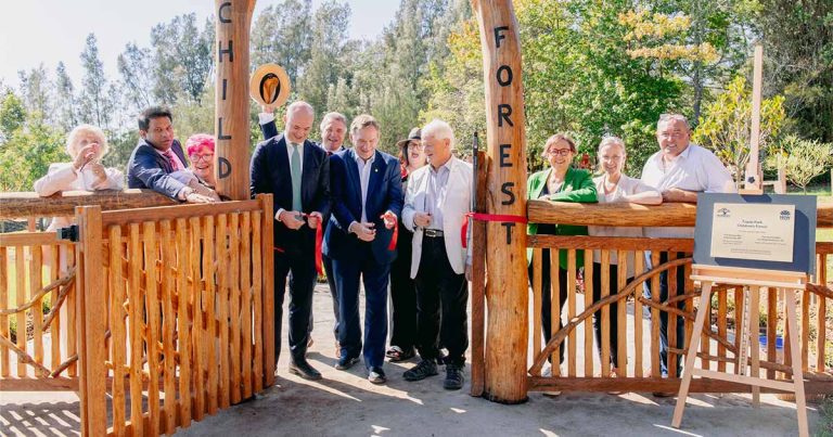 Fagan Park Hornsby Shire Mayor the Hon Philip Ruddock AO, Stephen Bali MP and Matt Kean MP cut the ribbon with Hornsby Sh.