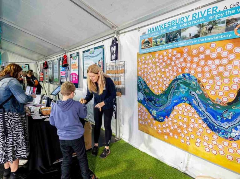 Hawkesbury Council: ‘Street Speak’ Urban Art Project Ad Mural Competition