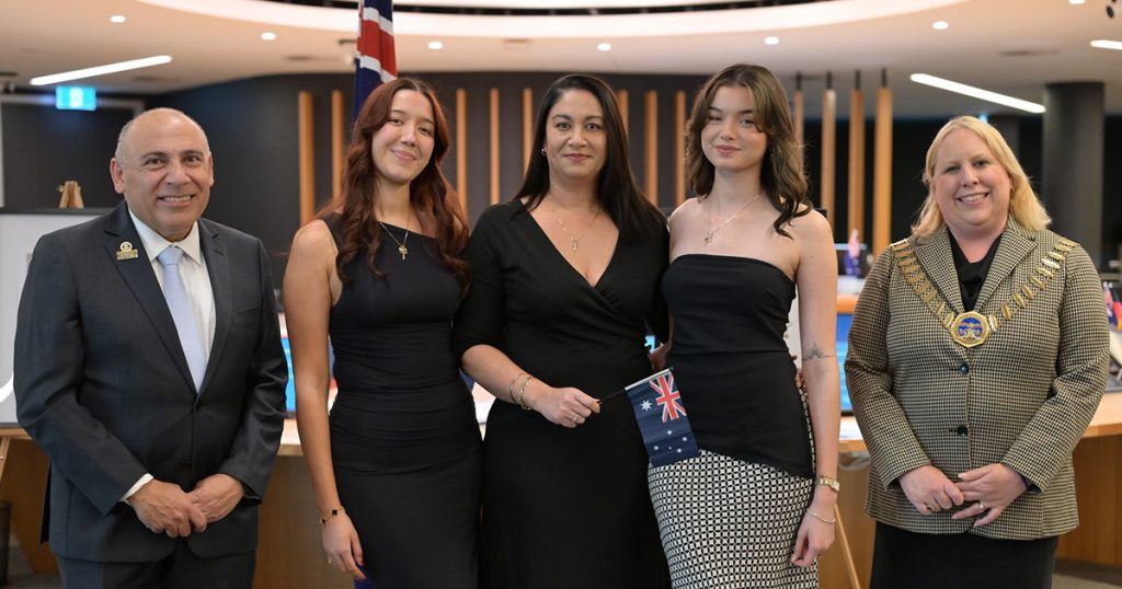 Hills Shire Celebrates 122 New Australian Citizens