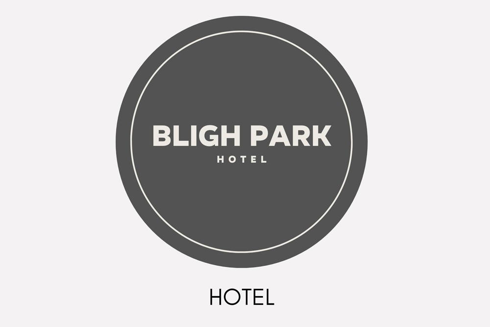 Bligh Park Hotel