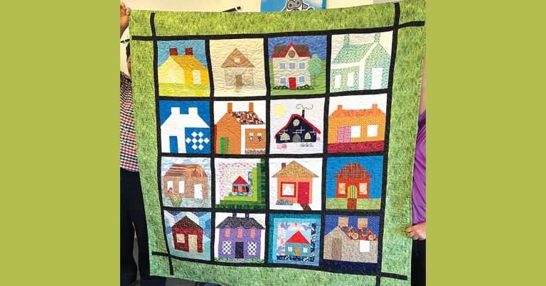Arcadian Quilting News: House Quilt Patterns