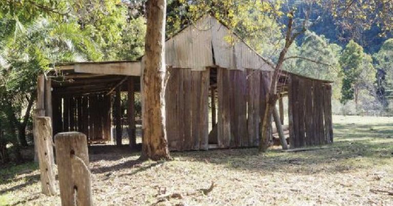 Hawkesbury to Heritage List 19 Historic Slab Barns
